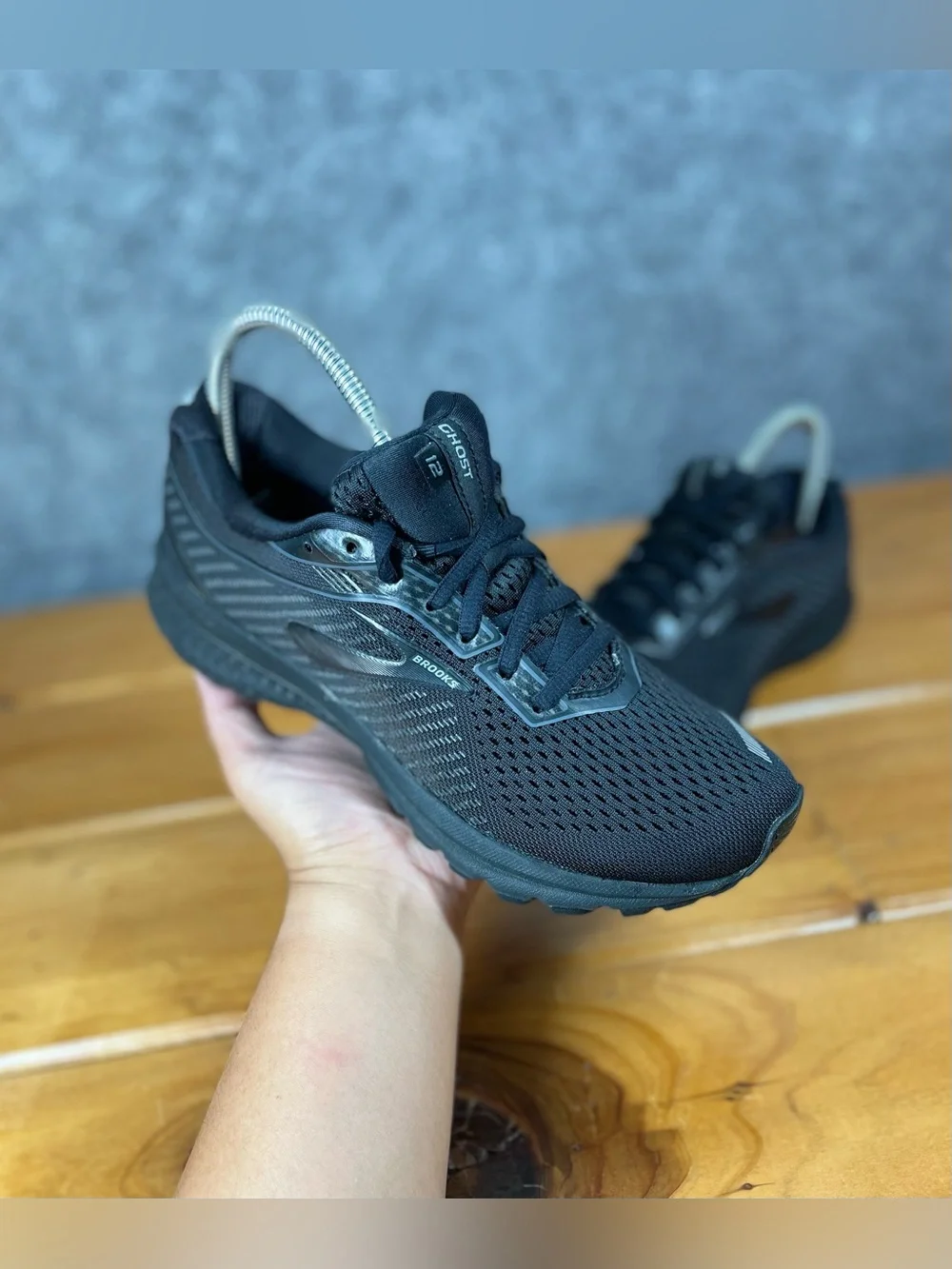 Brooks Ghost 12 Womens Size 7 B Black Gray Running Shoes Sneakers 1203051B040 - Picture 16 of 16